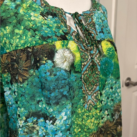 Figueroa & Flower green floral and plant patterned flowy sheer blouse size M - Picture 6 of 13